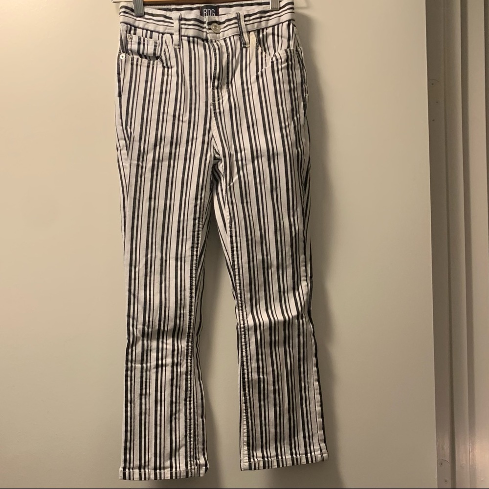 High Rise Cropped Kick Flare Striped Jeans - Picture 5 of 8